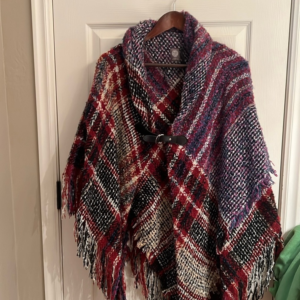 Vince camuto shawl